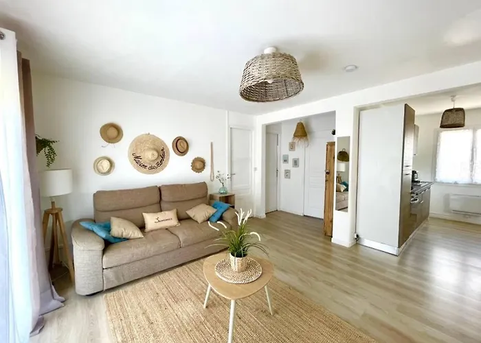 Caporizon-villa Courant-terrasse-proche Holiday home *