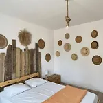 Caporizon-villa Courant-terrasse-proche Holiday home