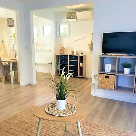 Caporizon-villa Courant-terrasse-proche